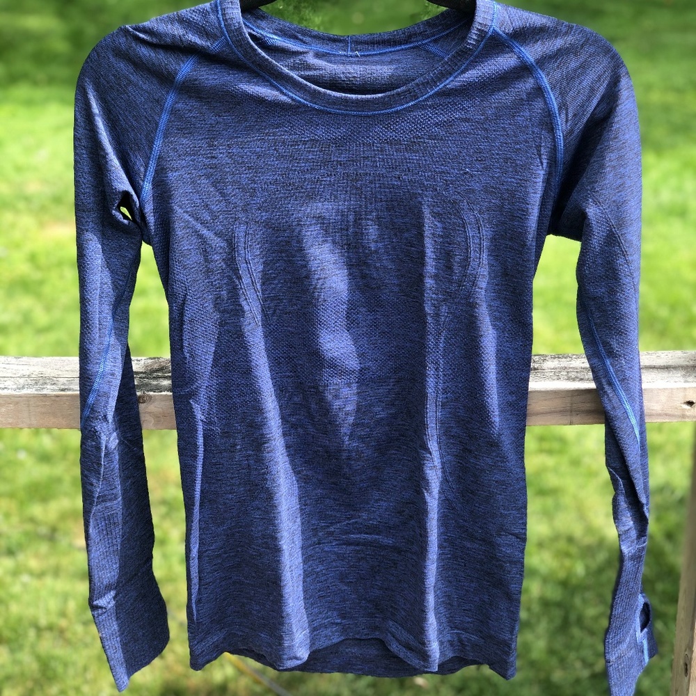 LULULEMON SWIFTLY TECH LONGSLEEVE - NAVY - 8